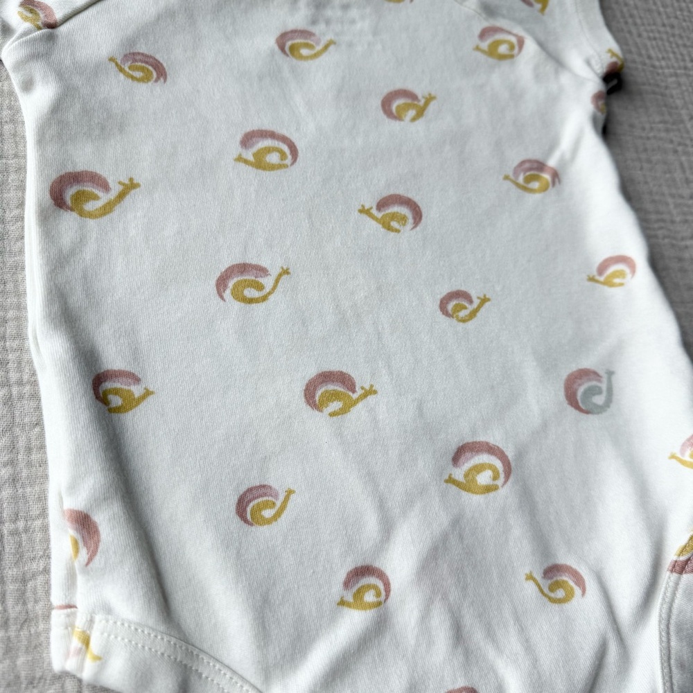 Pehr Snail Bodysuit 6-12m - Picture 6 of 7